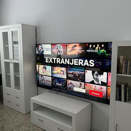 ロス・レアレホス Casa Unifamiliar. Gran Terraza. Vistas. Tele Workingヴィラ エクステリア 写真